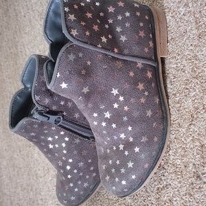 Cat & Jack girls boots size 10